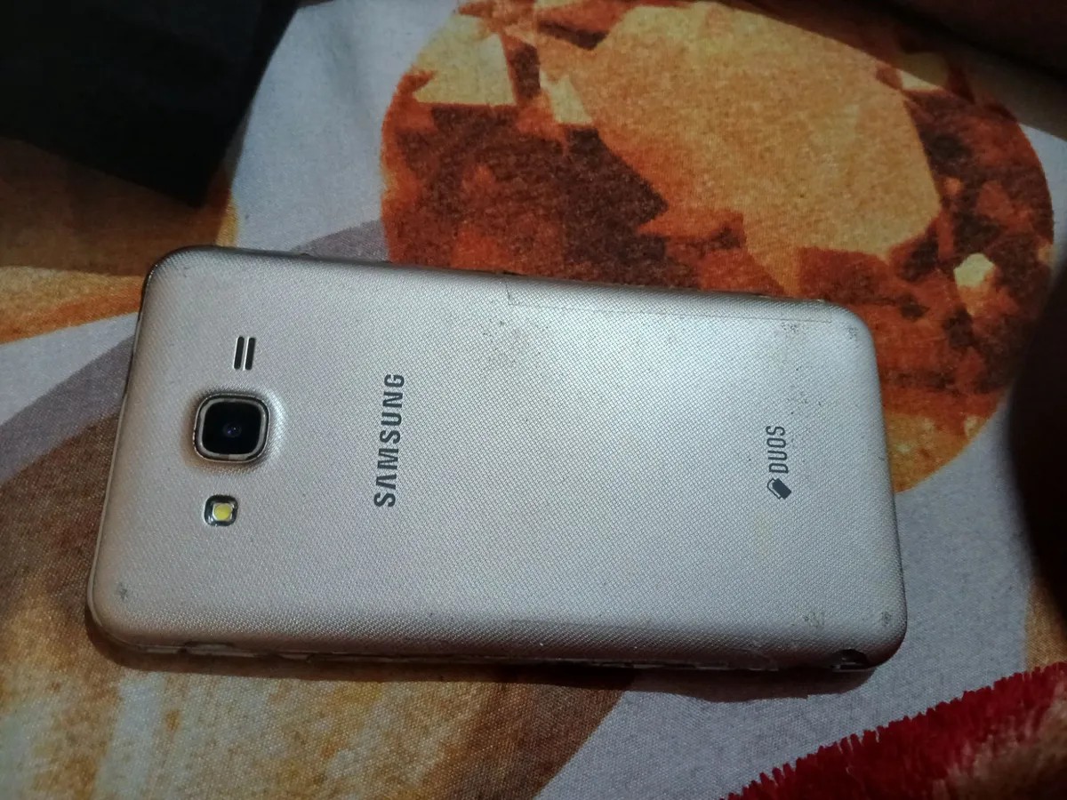 Samsung Galaxy J7 Nxt