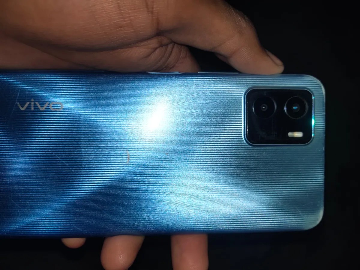 vivo Y15s