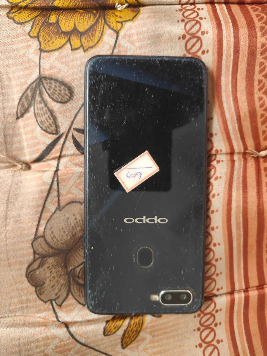 Oppo F9 (F9 Pro)