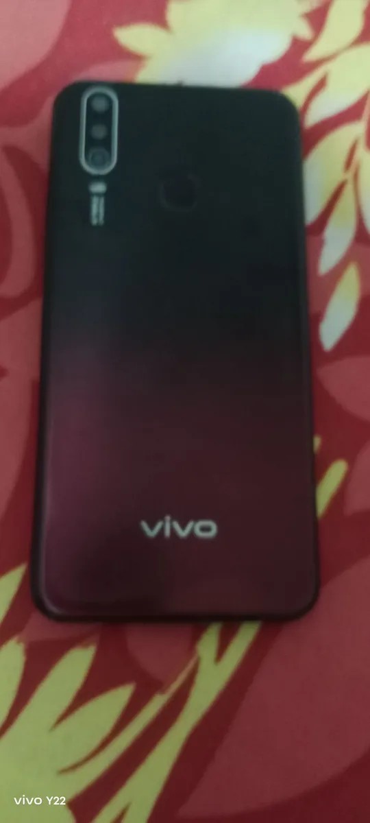 vivo Y12