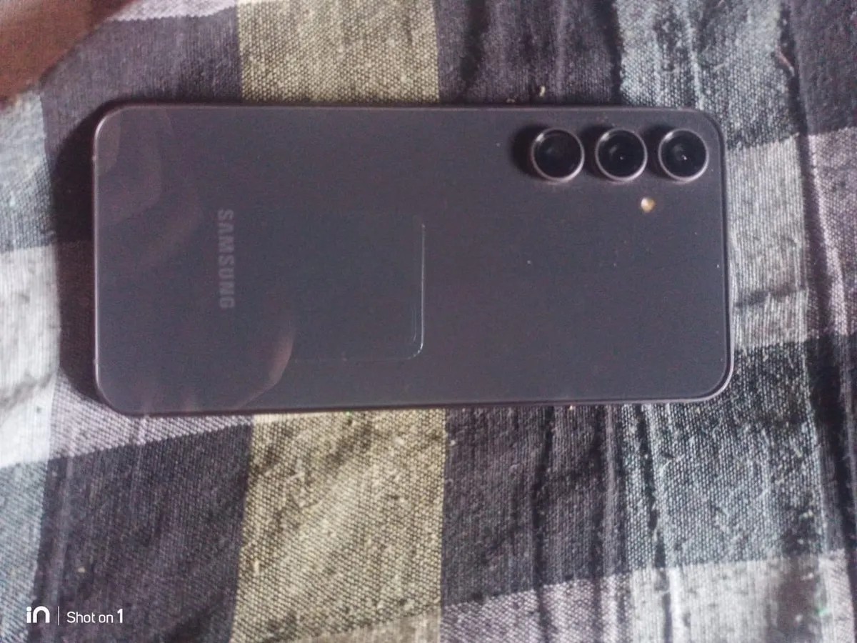 Samsung Galaxy S23 FE
