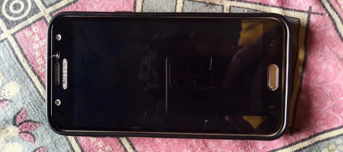 Samsung Galaxy J7 (2016)