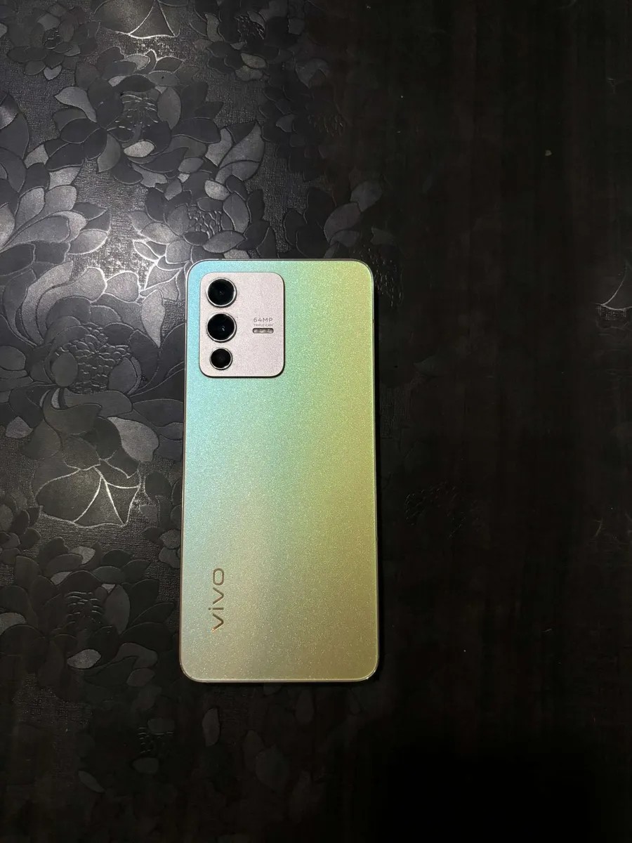 vivo V23 5G