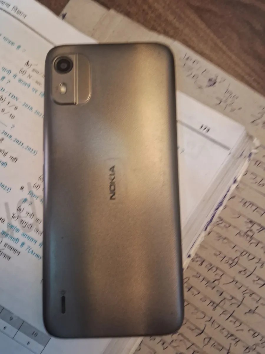 Nokia C12