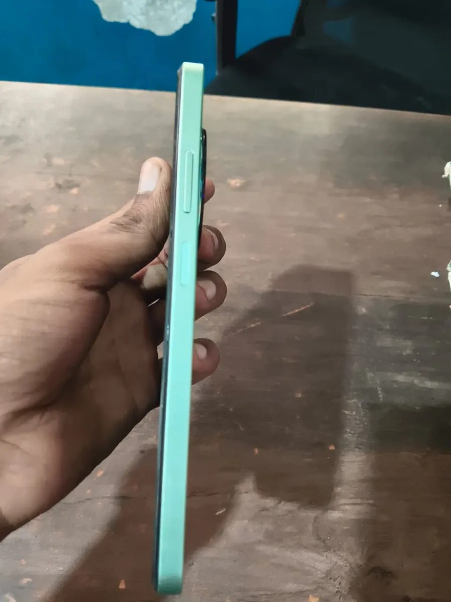 Realme C65 5G