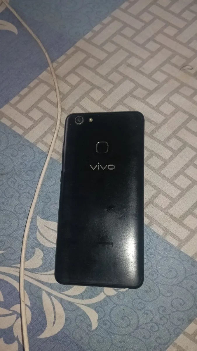 vivo V7