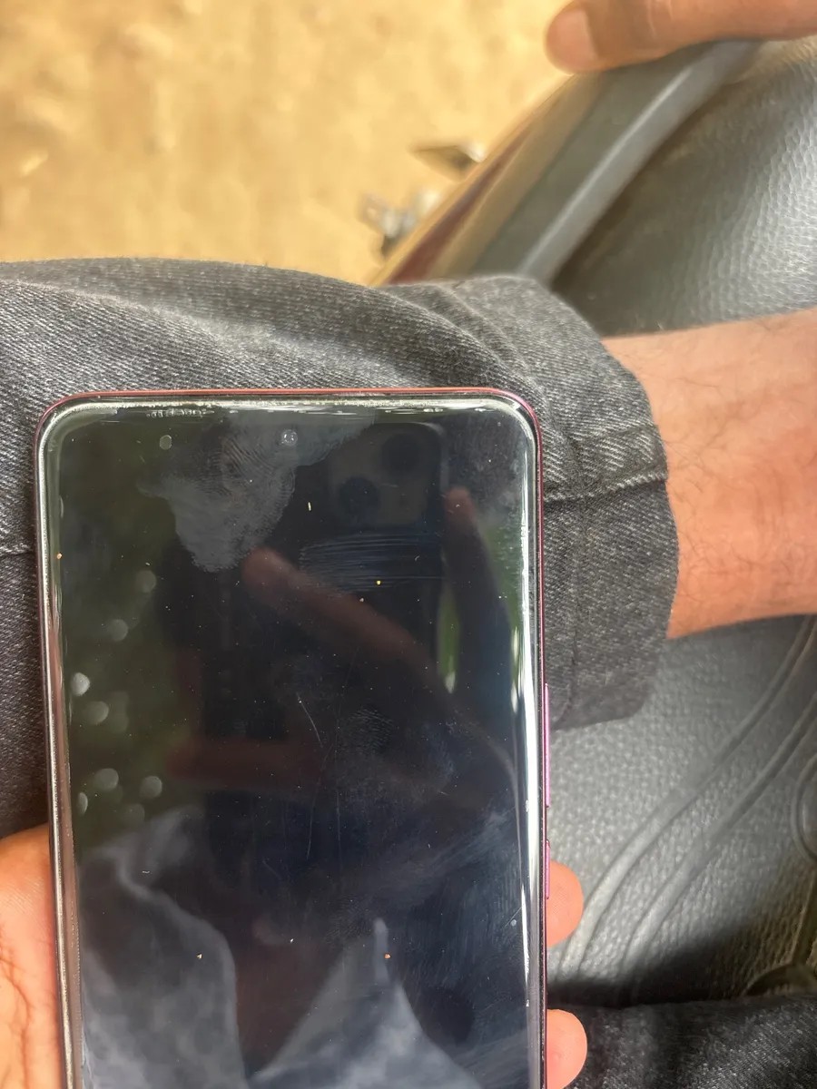 vivo V50