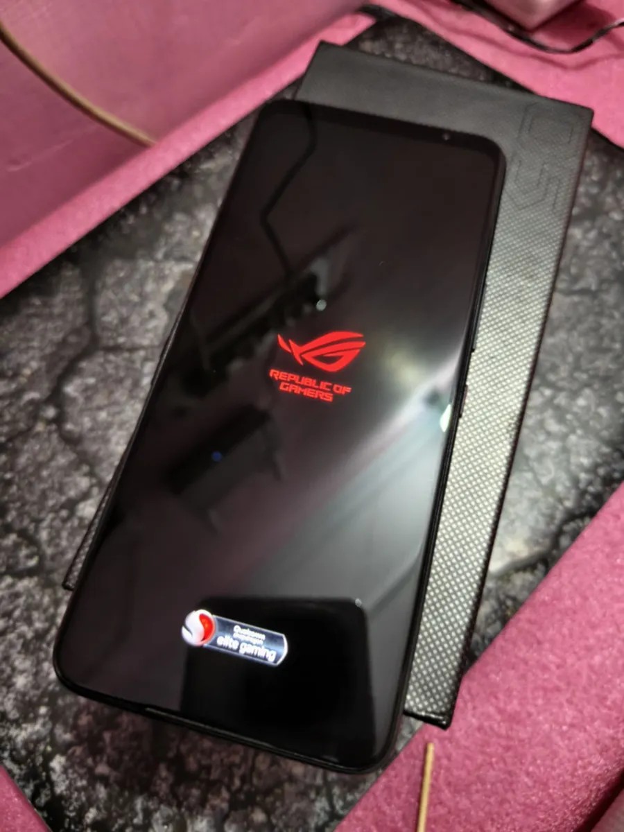 Asus ROG Phone 5s