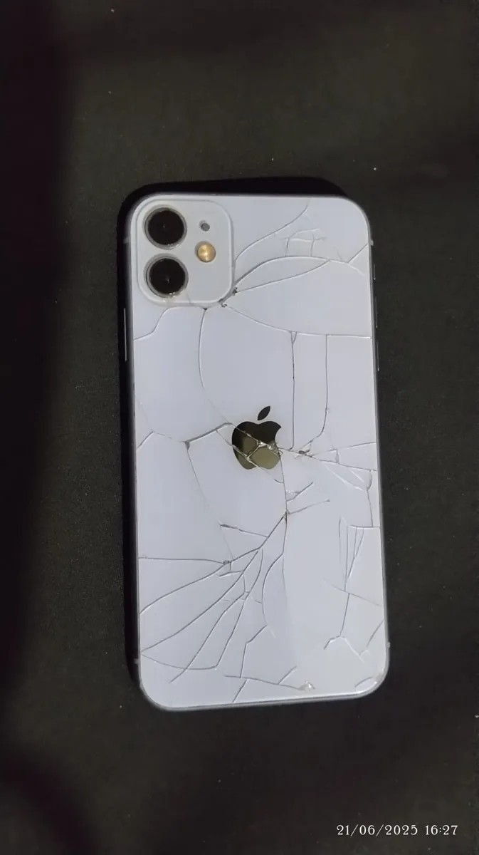Apple iPhone 11
