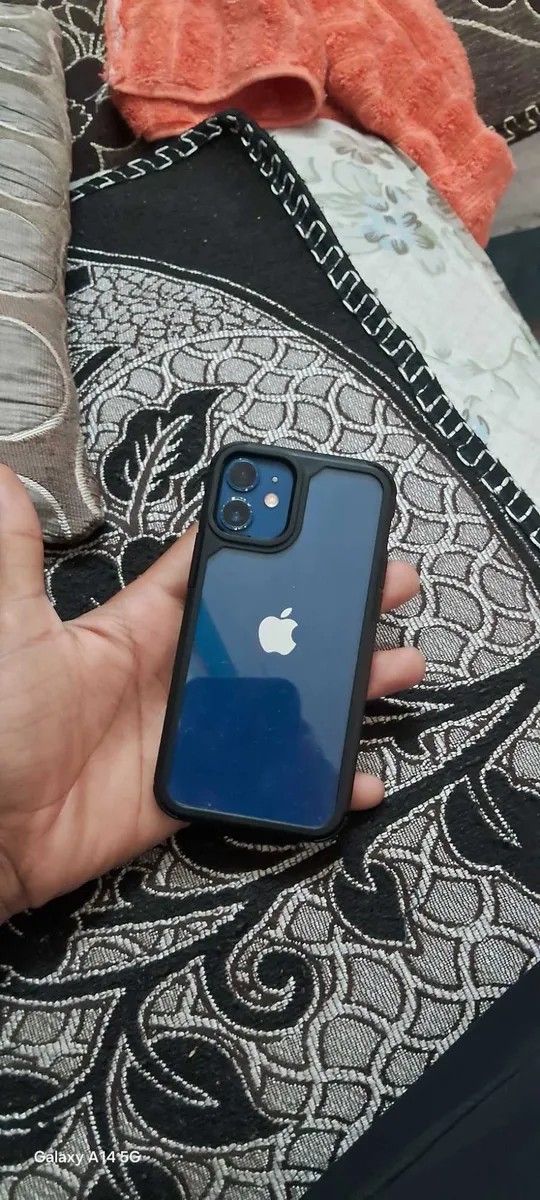 Apple iPhone 12 mini