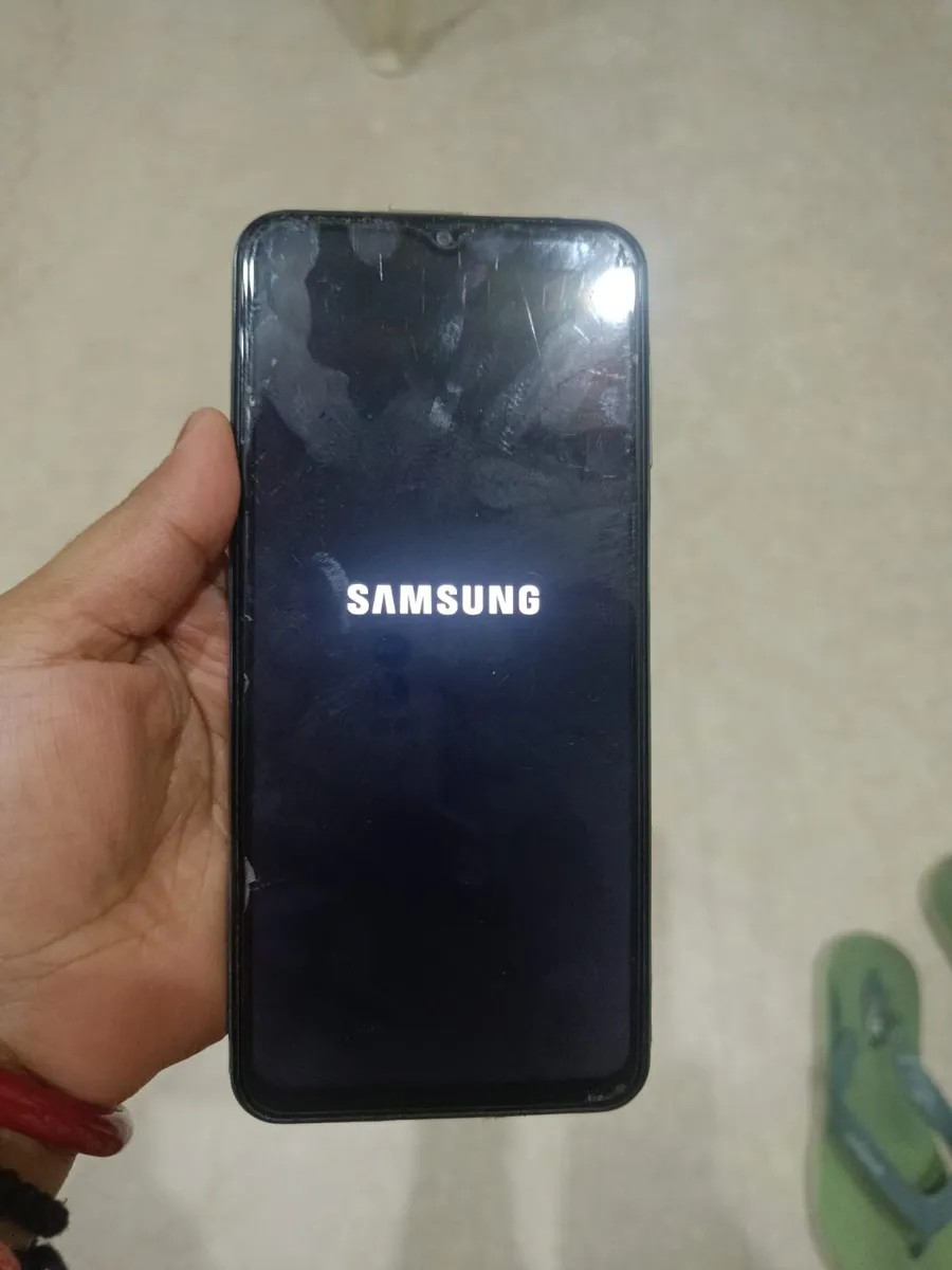 Samsung Galaxy F23