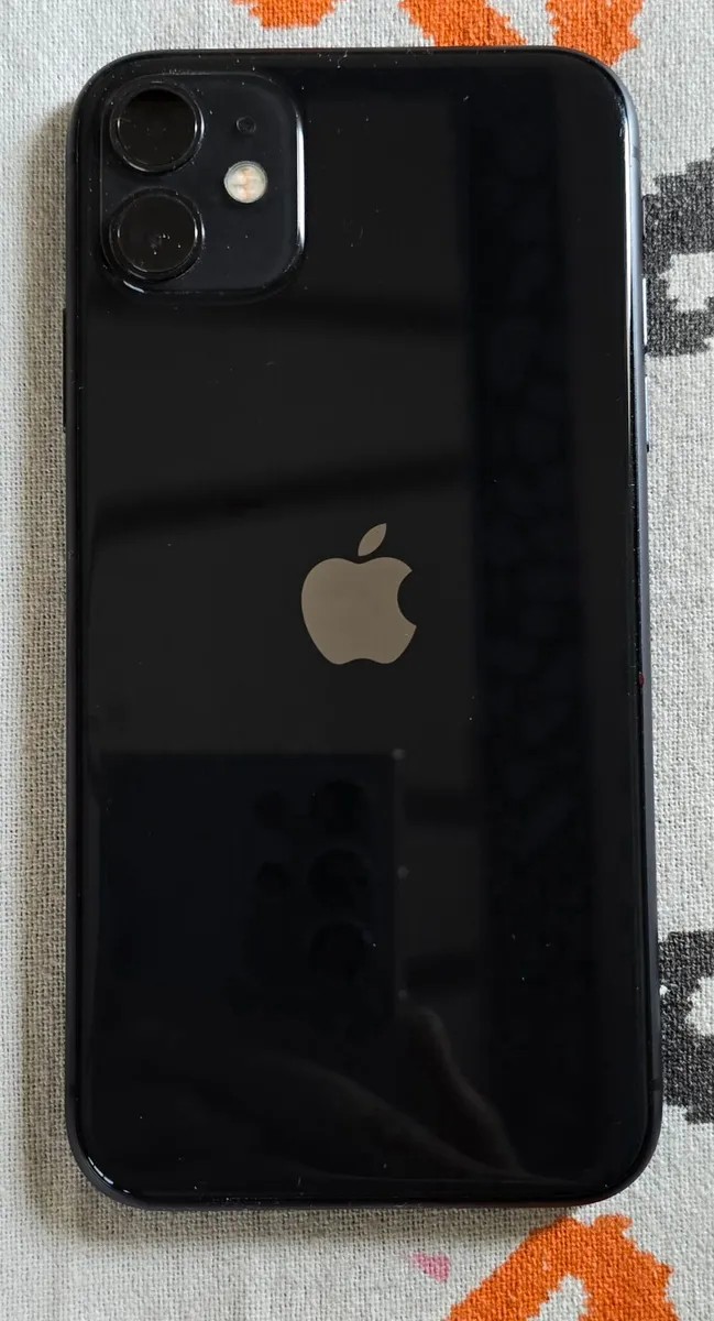 Apple iPhone 11