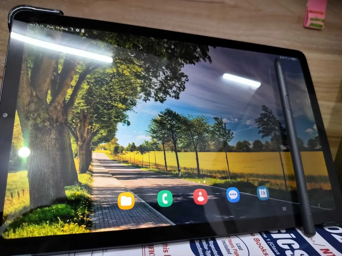Samsung Galaxy Tab S6 Lite