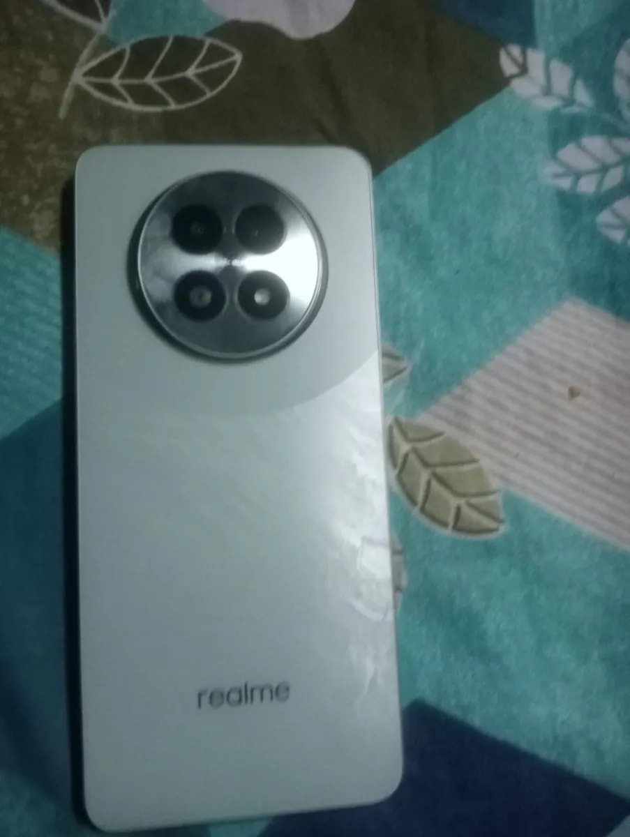 Realme 13