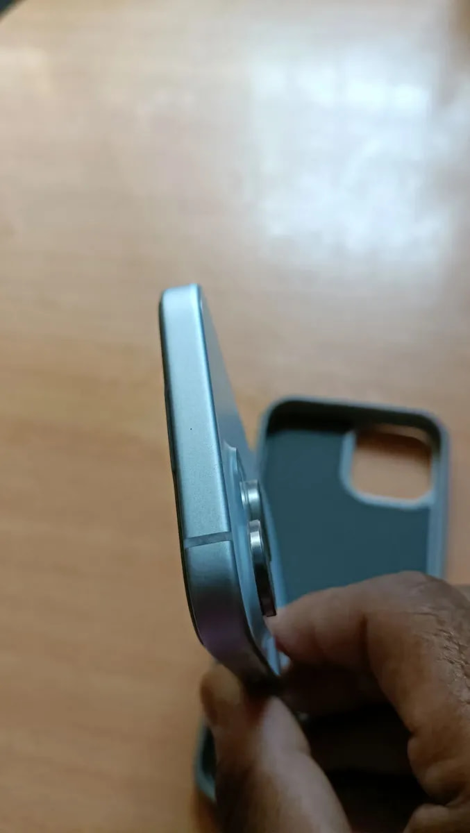 Apple iPhone 15