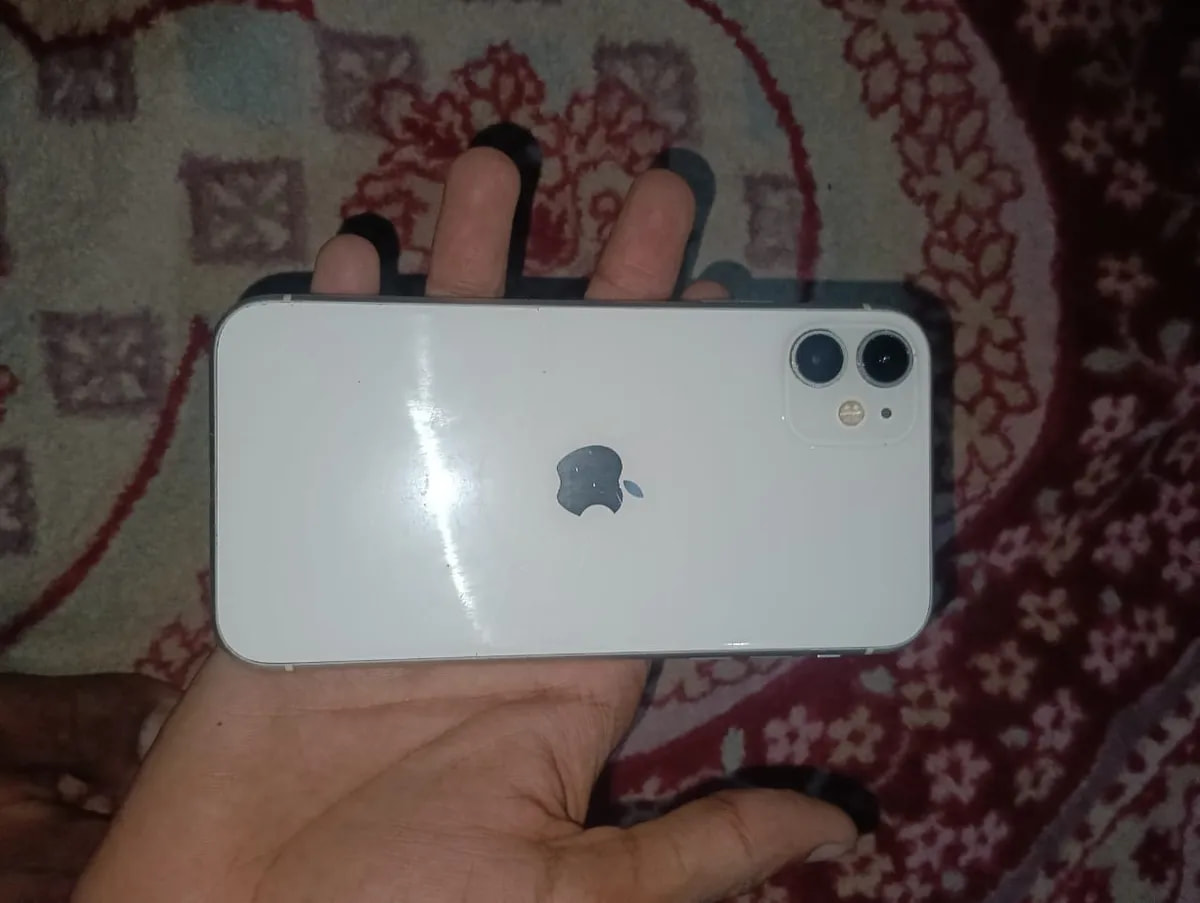 Apple iPhone 11