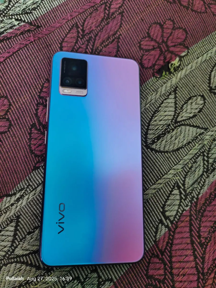 vivo V20