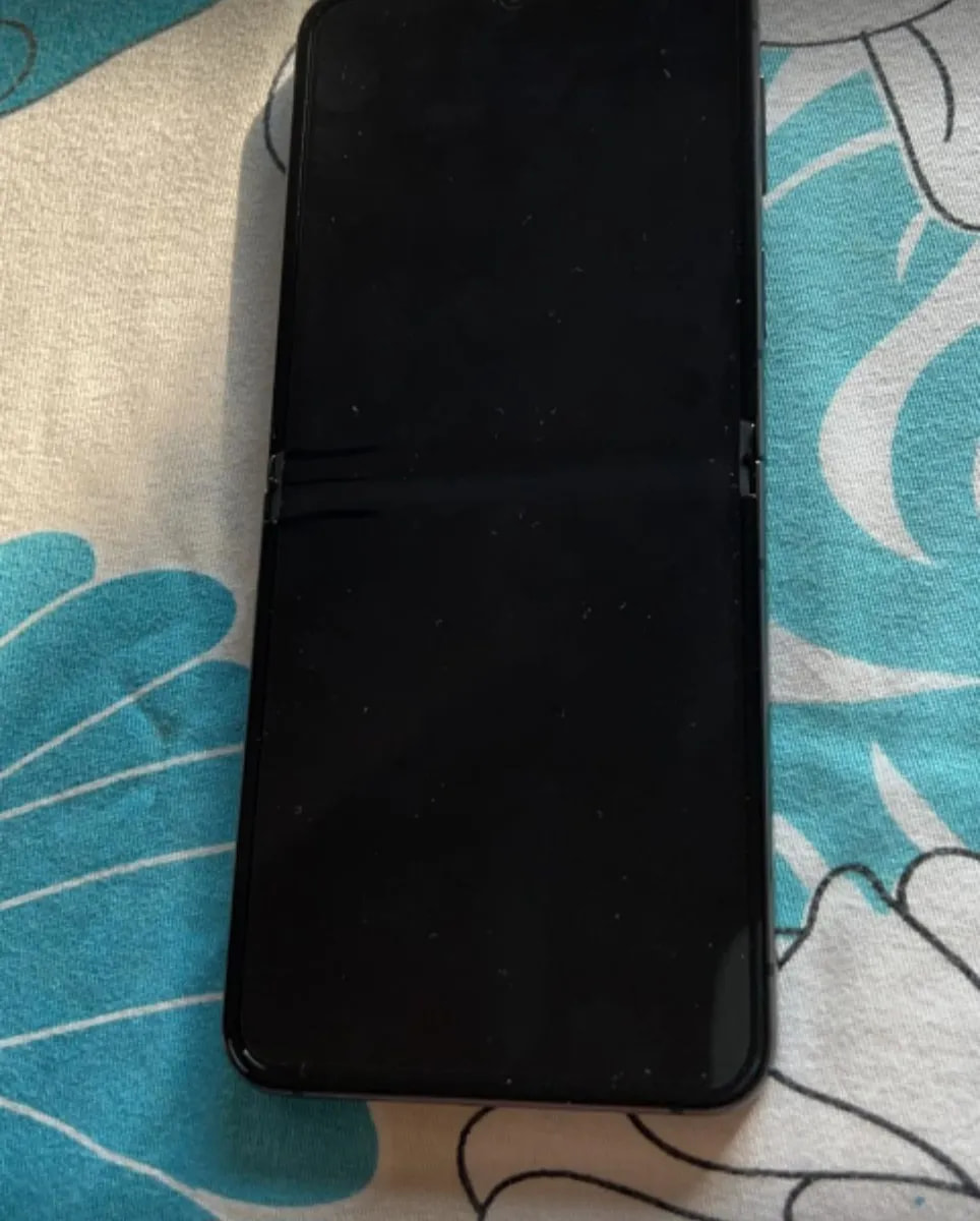 Samsung Galaxy Z Flip5