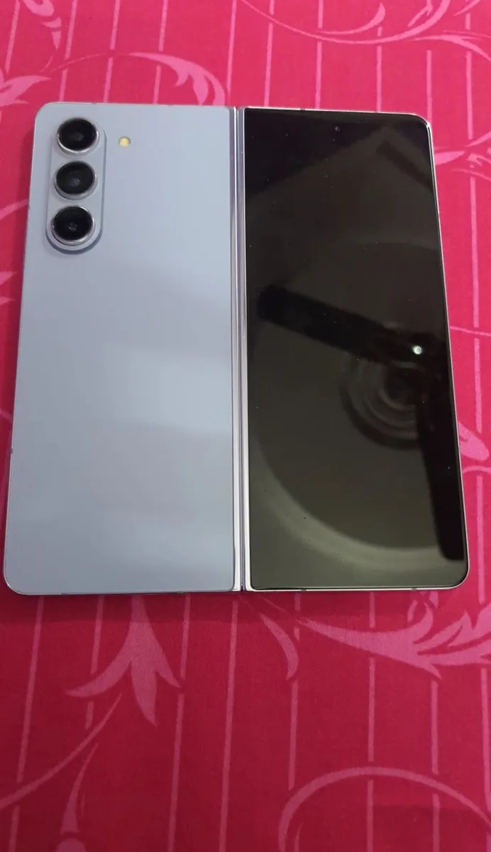 Samsung Galaxy Z Fold5
