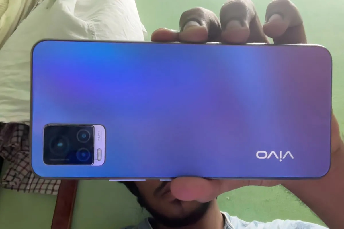 vivo V20