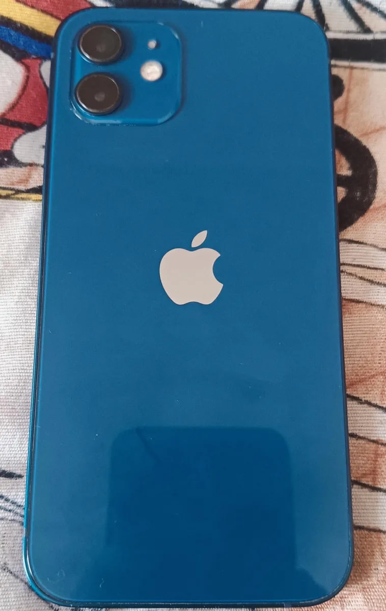 Apple iPhone 12