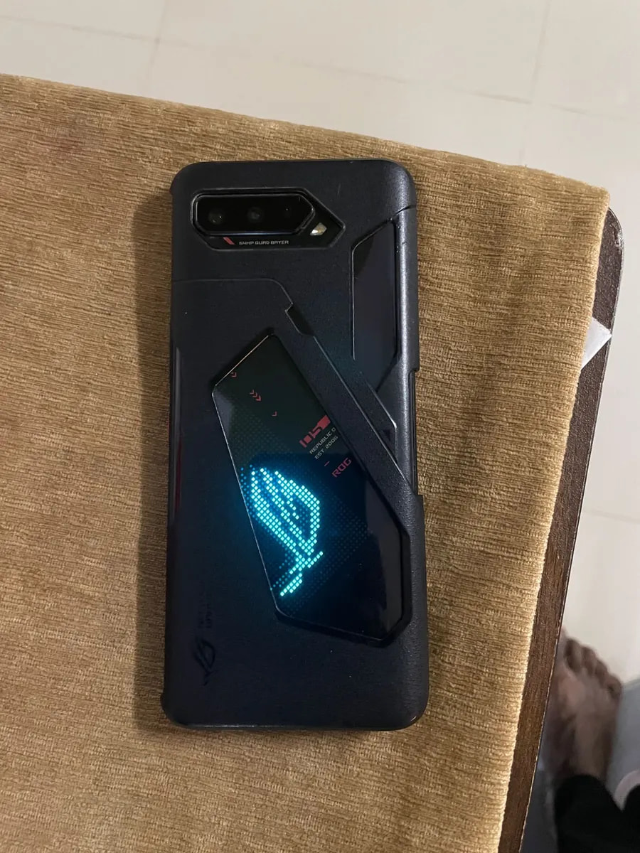 Asus ROG Phone 5s