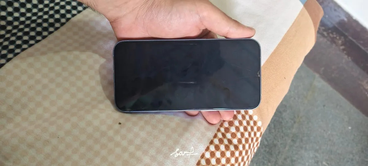 Apple iPhone 14