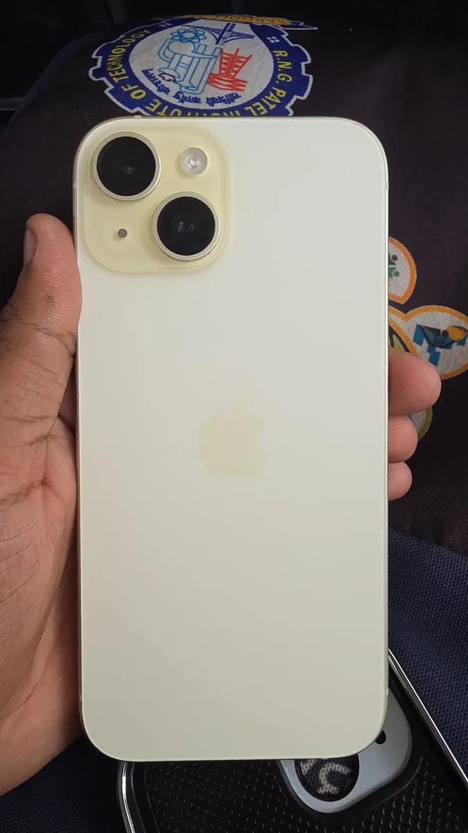 Apple iPhone 15