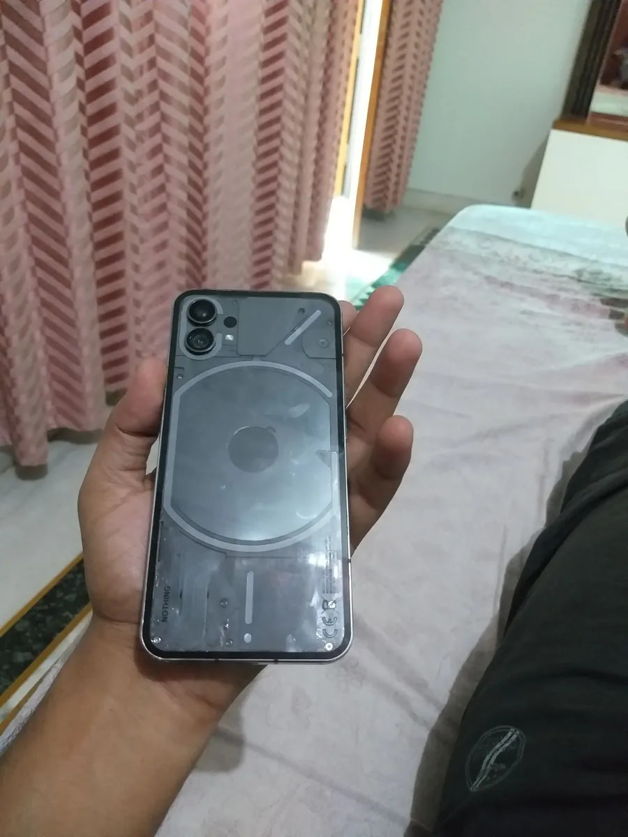 Nothing Phone (1)