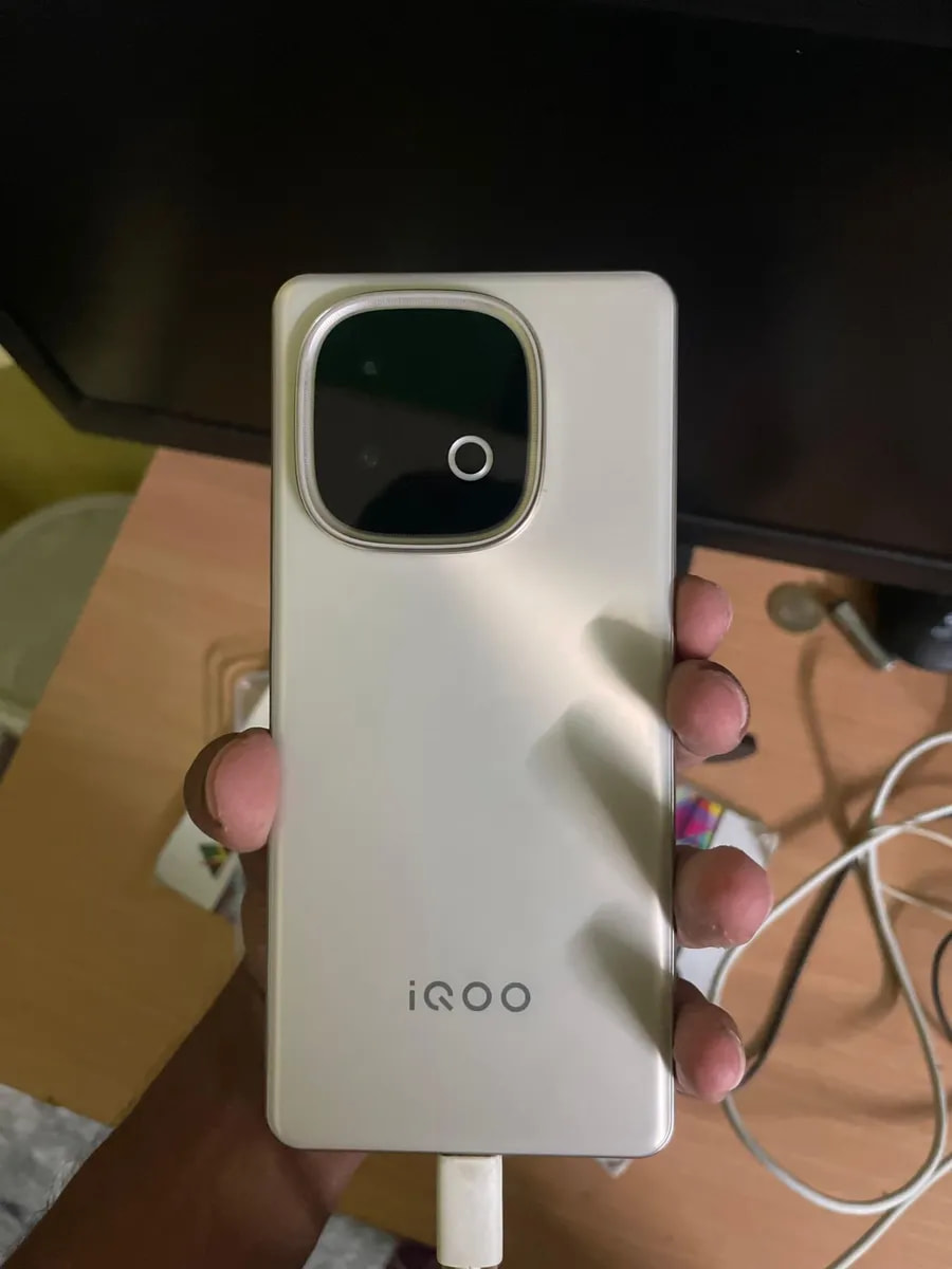 vivo iQOO Neo 10