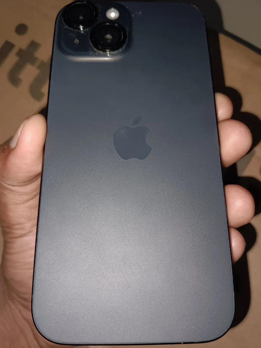 Apple iPhone 15