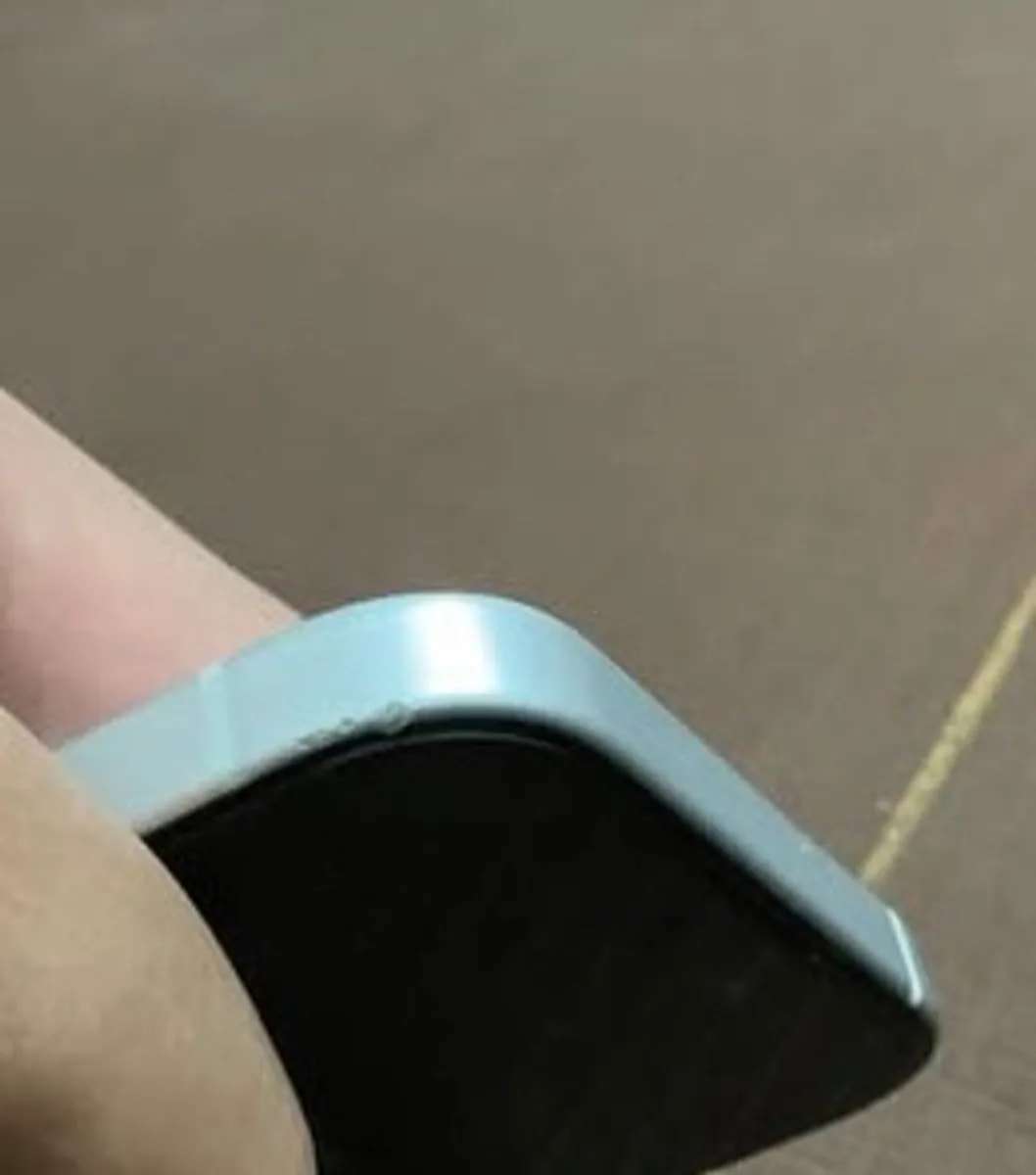 Apple iPhone 15