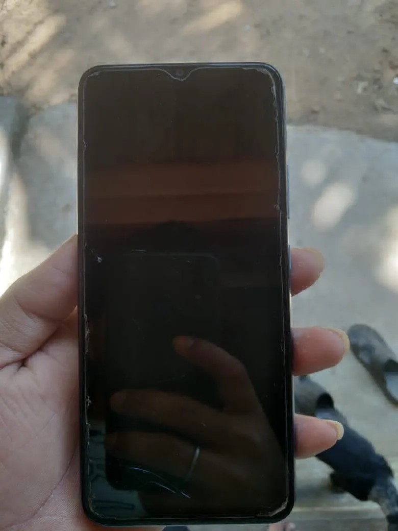 Realme C21Y