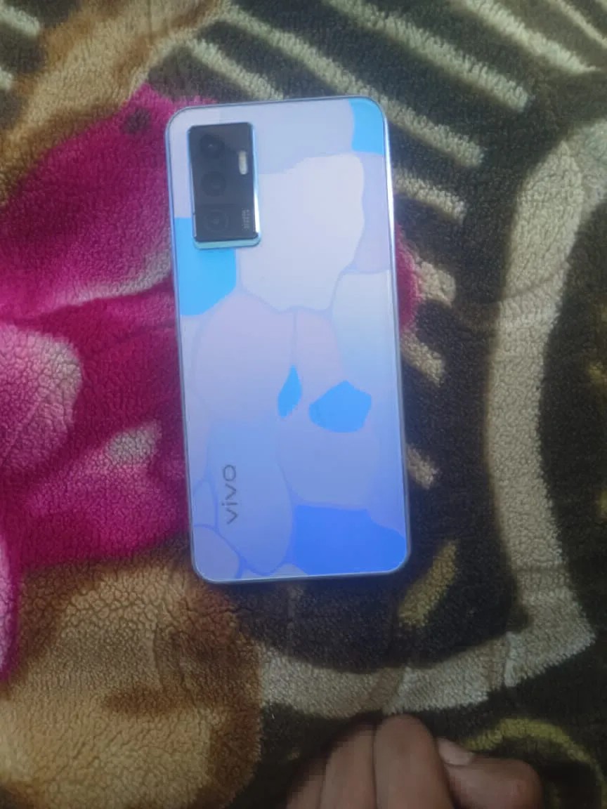 vivo Y75