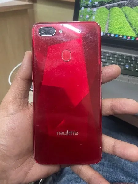 Realme 2