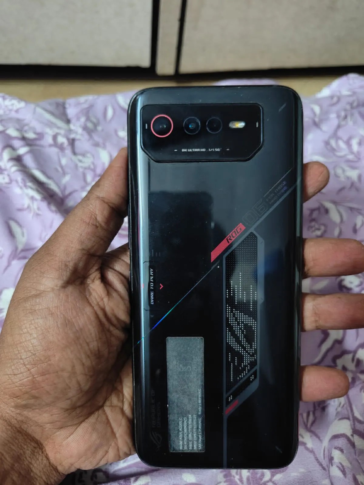 Asus ROG Phone 6