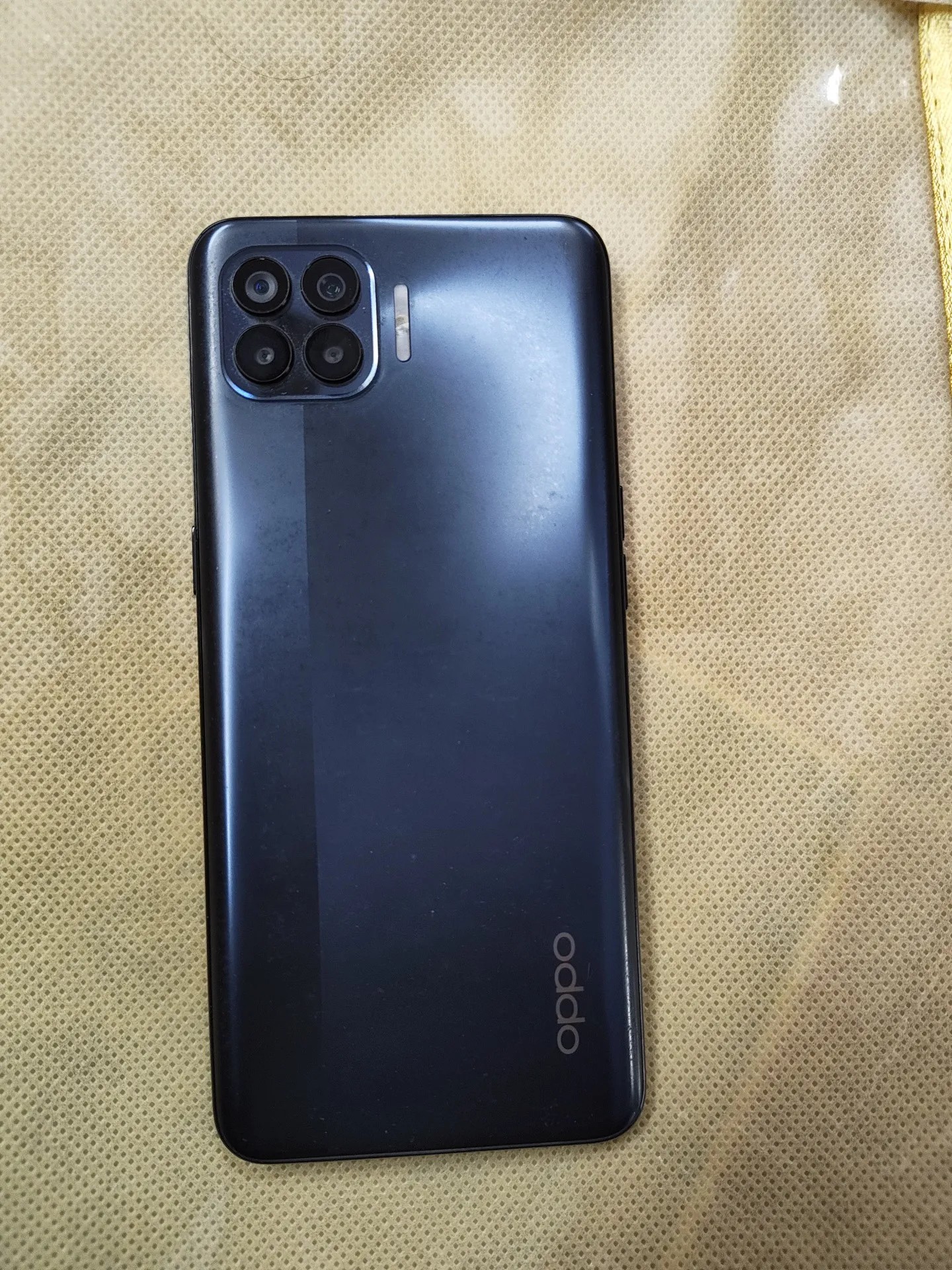 Oppo F17 Pro