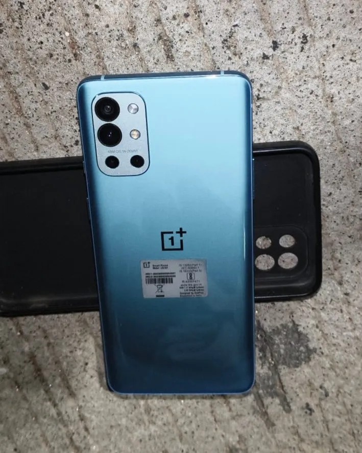 OnePlus 9R