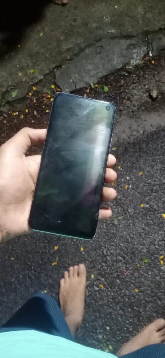vivo V17