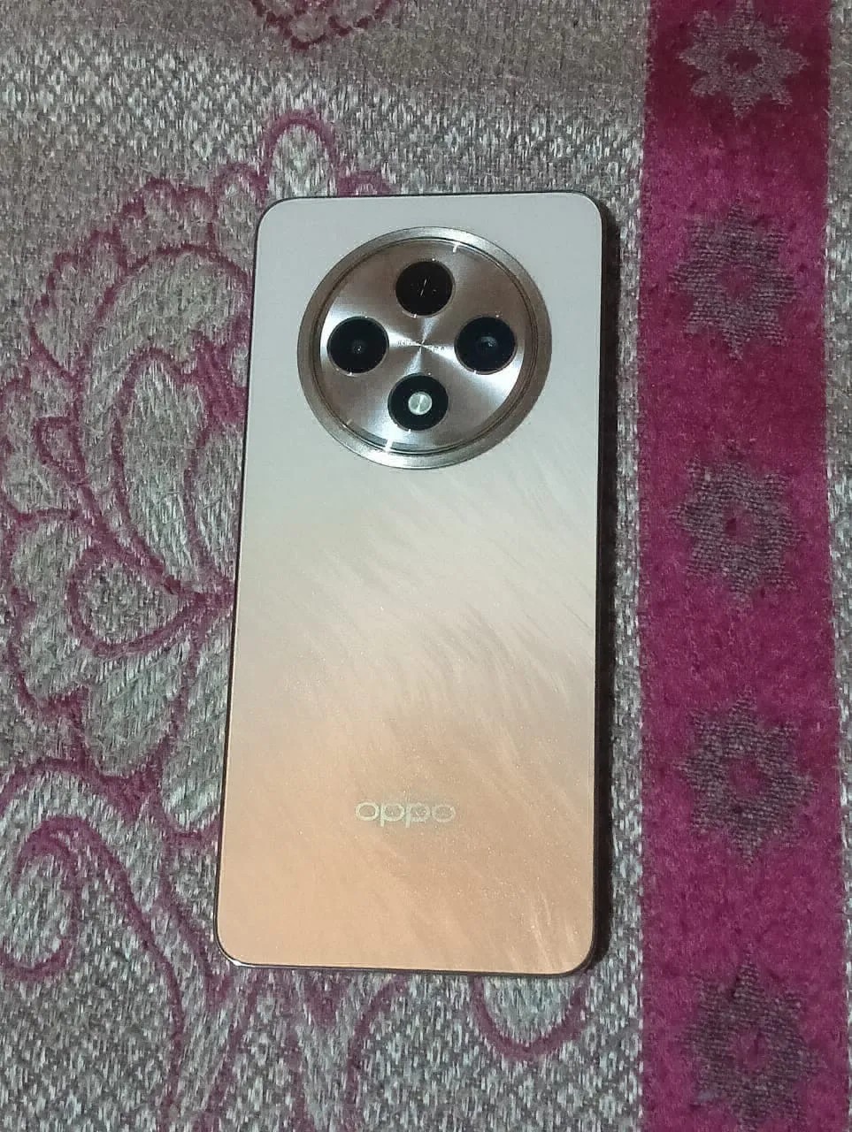 Oppo Reno12 F