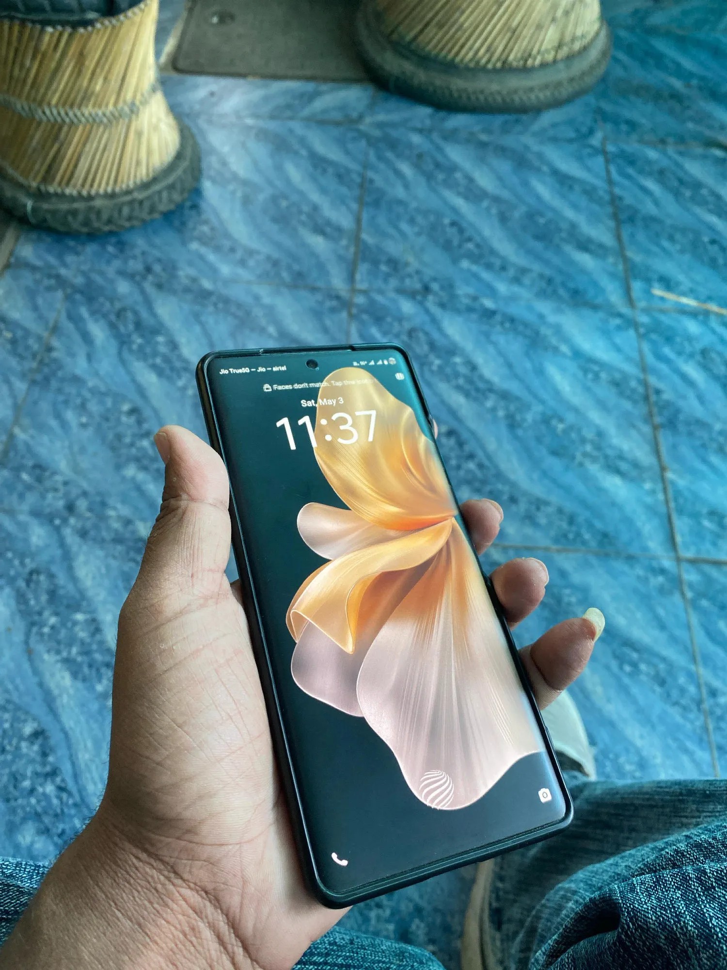 vivo V30