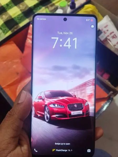 vivo V30