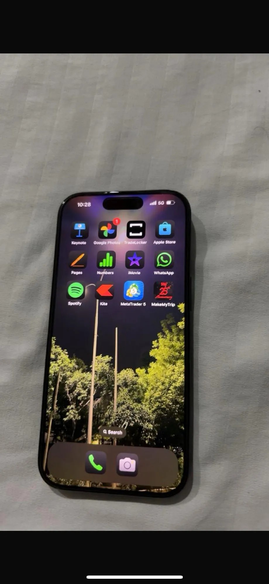 Apple iPhone 16 Pro