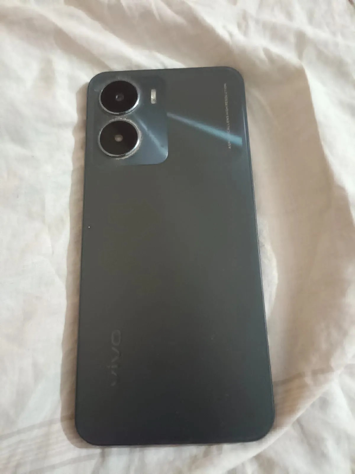 vivo Y56