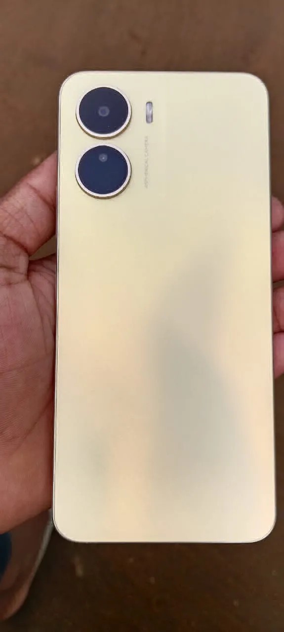 vivo Y16