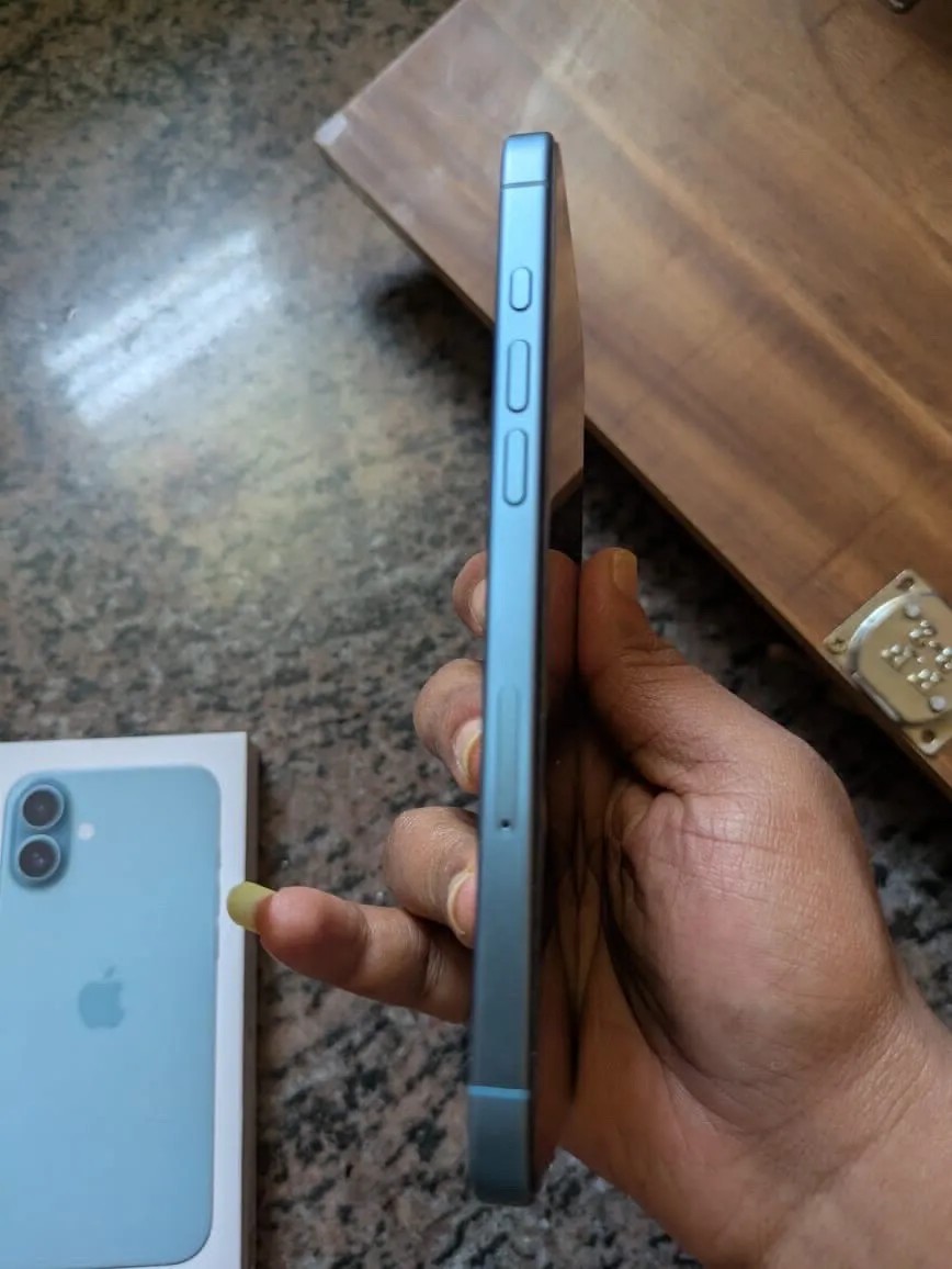 Apple iPhone 16 Plus
