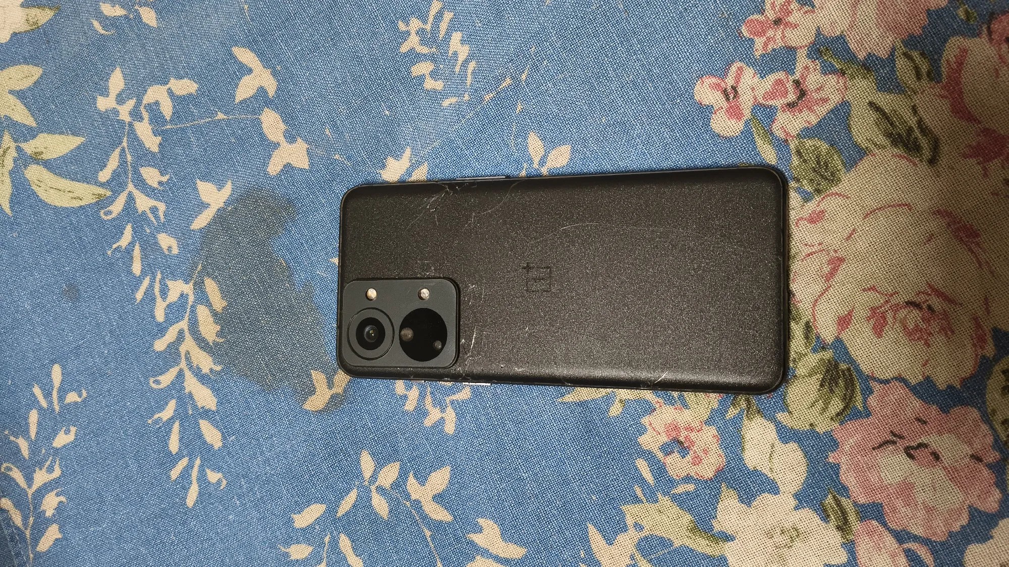 OnePlus Nord 2T