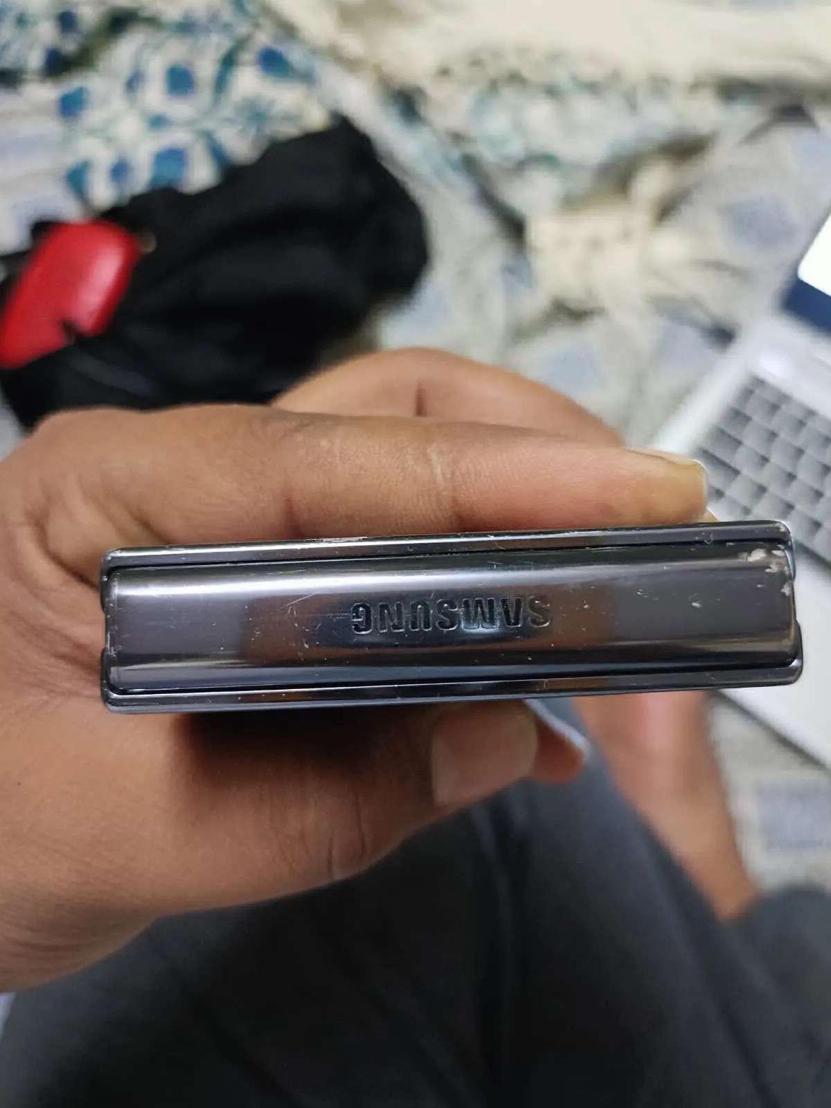 Samsung Galaxy Z Flip4