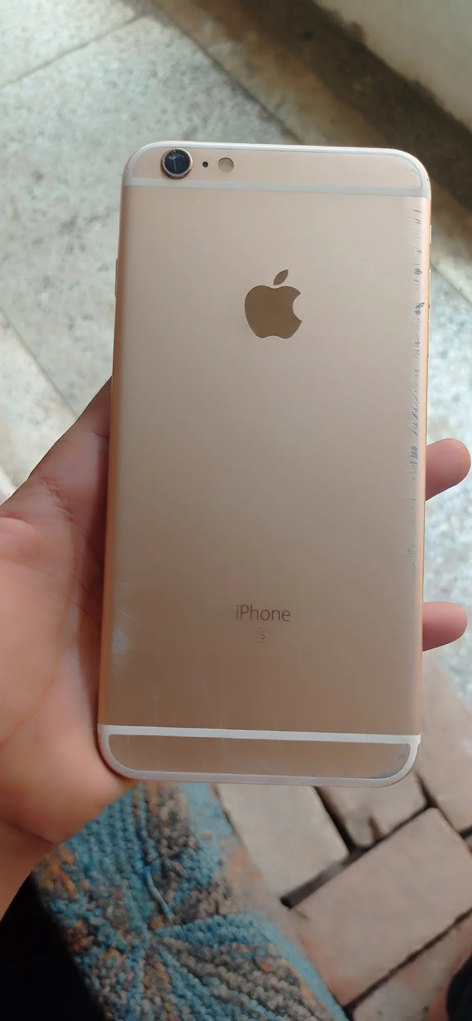 Apple iPhone 6s Plus