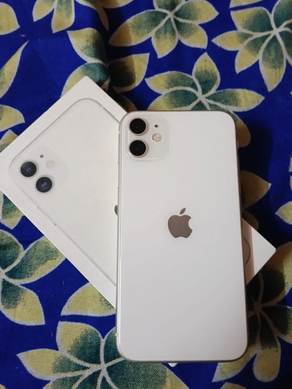 Apple iPhone 11